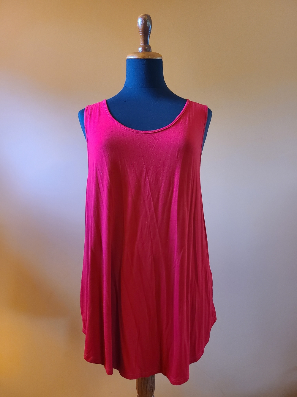 Red Sleeveless Women's Tank Top